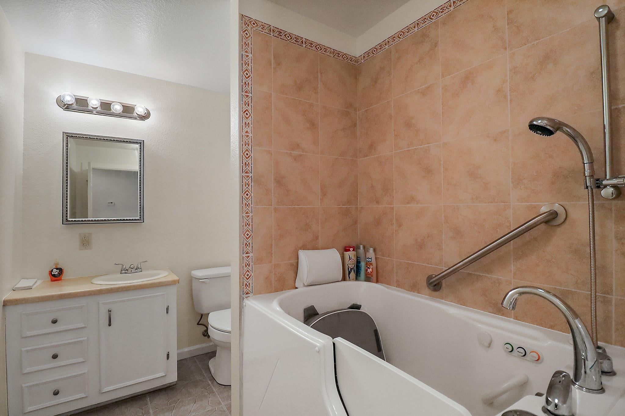 Crosby, Texas, 77532, United States, 4 Bedrooms Bedrooms, ,2 BathroomsBathrooms,Residential,Active,2003559