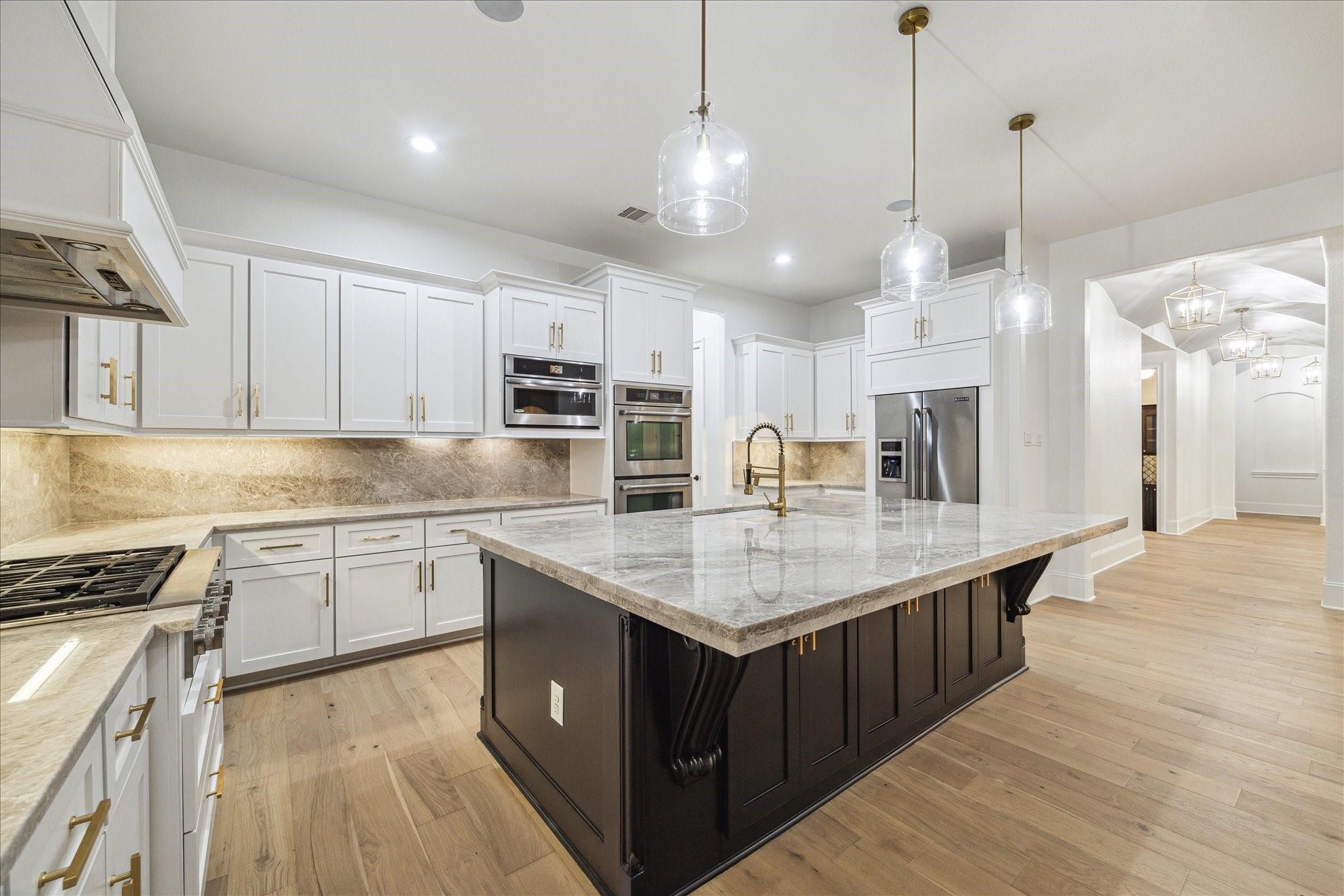 Missouri City, Texas, 77459, United States, 5 Bedrooms Bedrooms, ,7 BathroomsBathrooms,Residential,Active,1926679