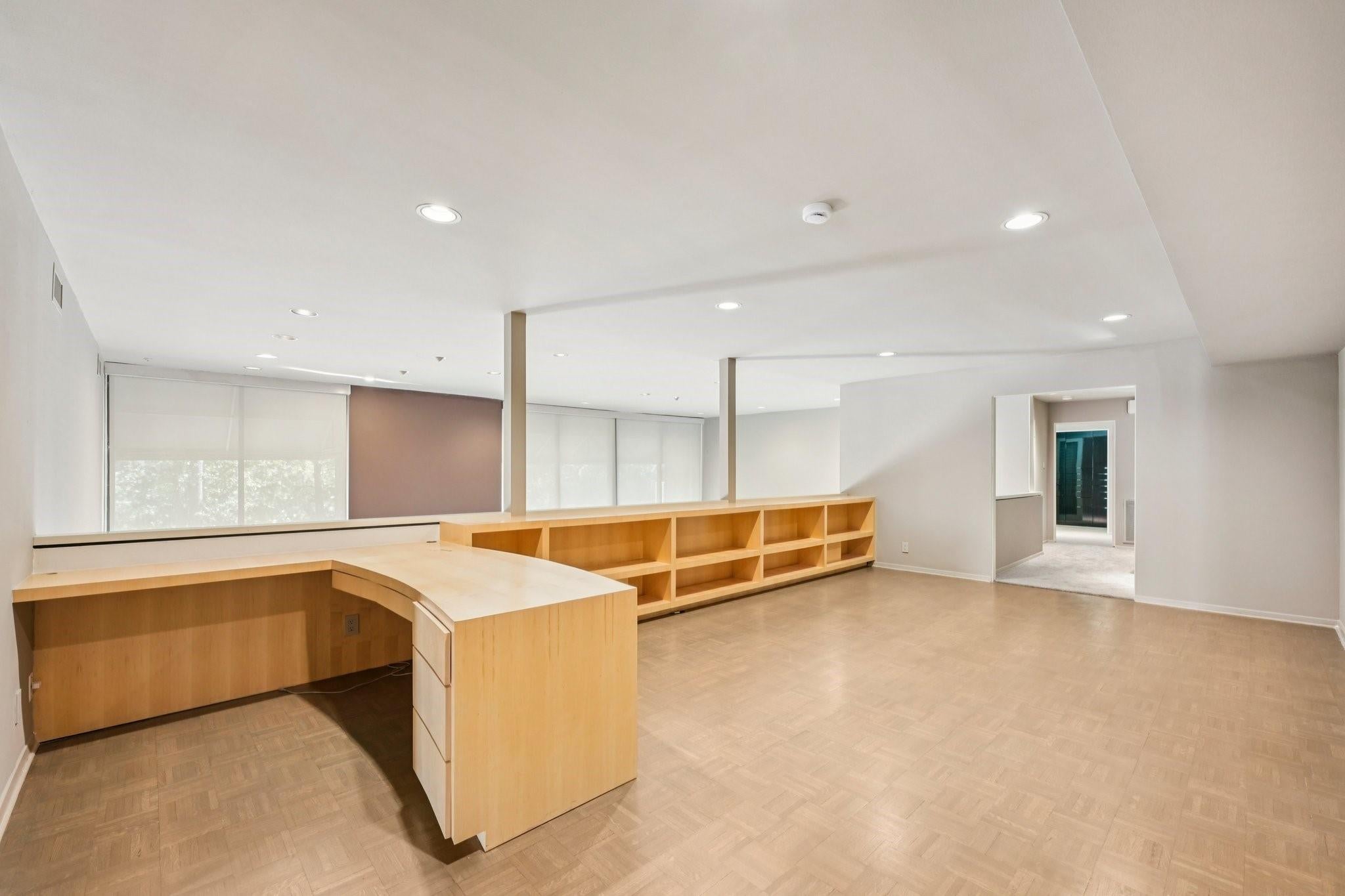 Houston, Texas, 77027, United States, 3 Bedrooms Bedrooms, ,4 BathroomsBathrooms,Residential,Active,1969670