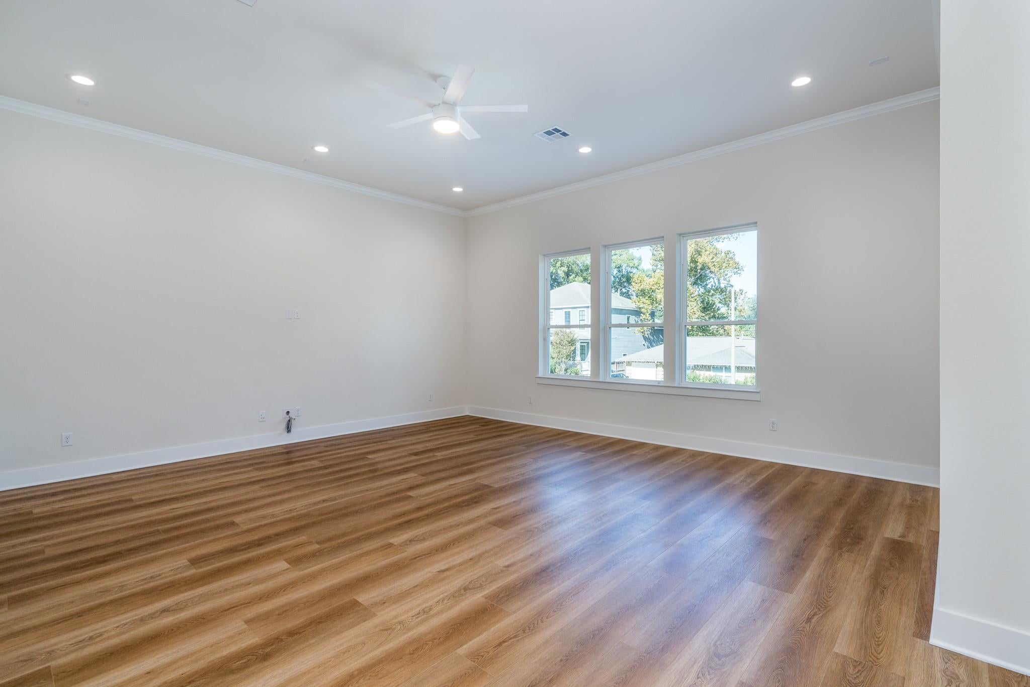 Houston, Texas, 77018, United States, 4 Bedrooms Bedrooms, ,5 BathroomsBathrooms,Residential,Active,1999925