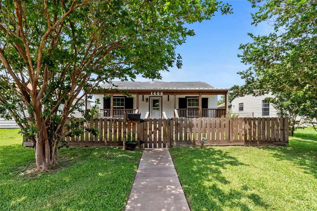 1406 W 7TH ST, FREEPORT, TX 77541, photo 1 of 27