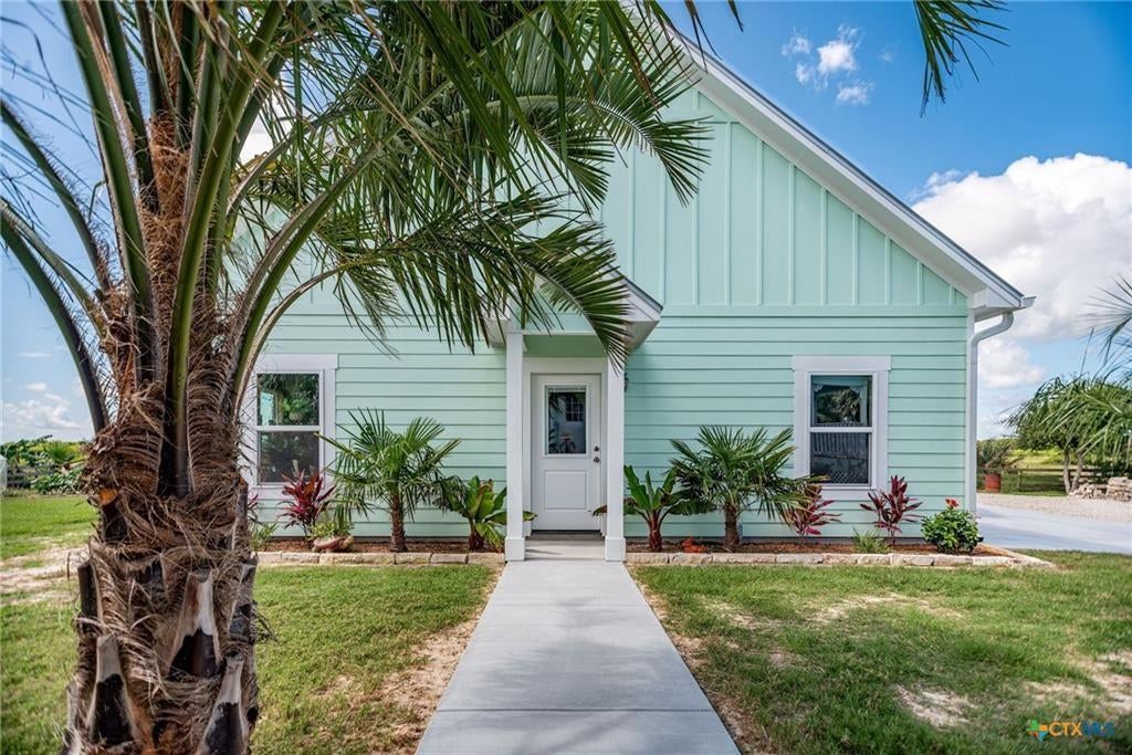 Port Lavaca, Texas, 77979, United States, 3 Bedrooms Bedrooms, ,3 BathroomsBathrooms,Residential,Active,1871222