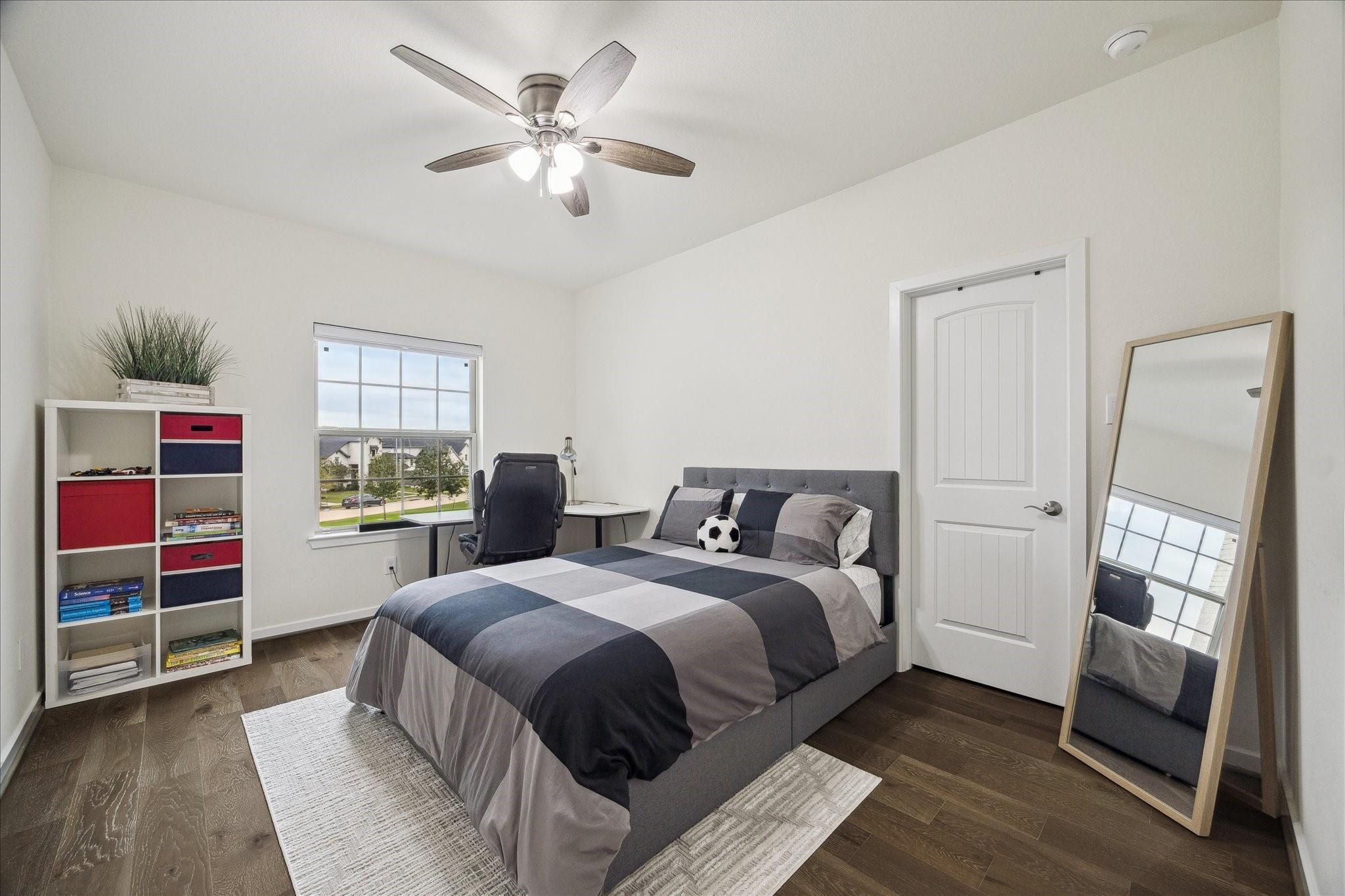 Sugar Land, Texas, 77479, United States, 4 Bedrooms Bedrooms, ,5 BathroomsBathrooms,Residential,Active,2006987