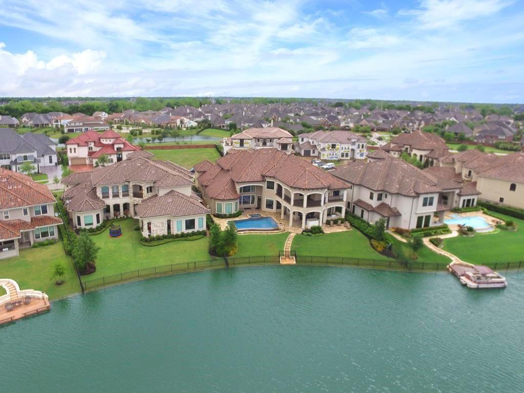 Sugar Land, Texas, 77479, United States, 6 Bedrooms Bedrooms, ,7 BathroomsBathrooms,Residential,Active,1993622