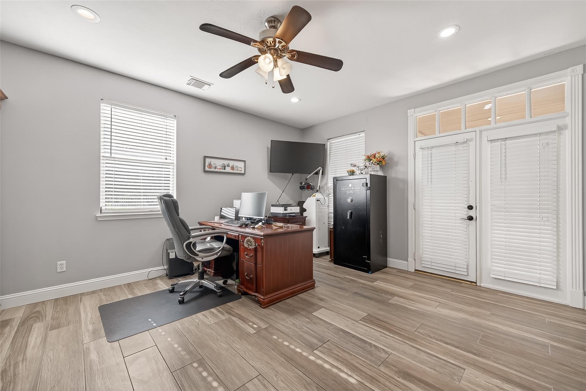 Cypress, Texas, 77433, United States, 5 Bedrooms Bedrooms, ,5 BathroomsBathrooms,Residential,Active,1998597