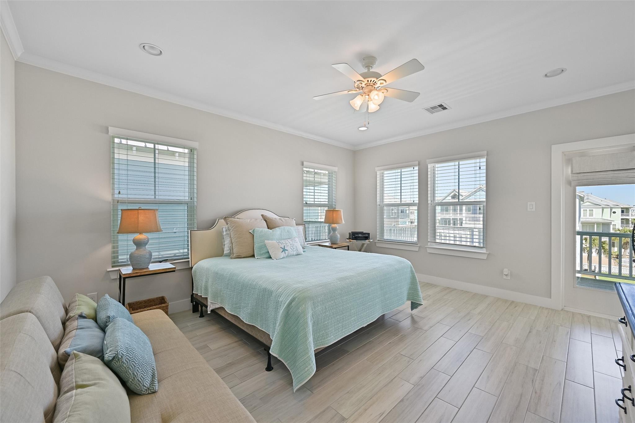 Galveston, Texas, 77554, United States, ,4 BathroomsBathrooms,Residential,Active,1867916