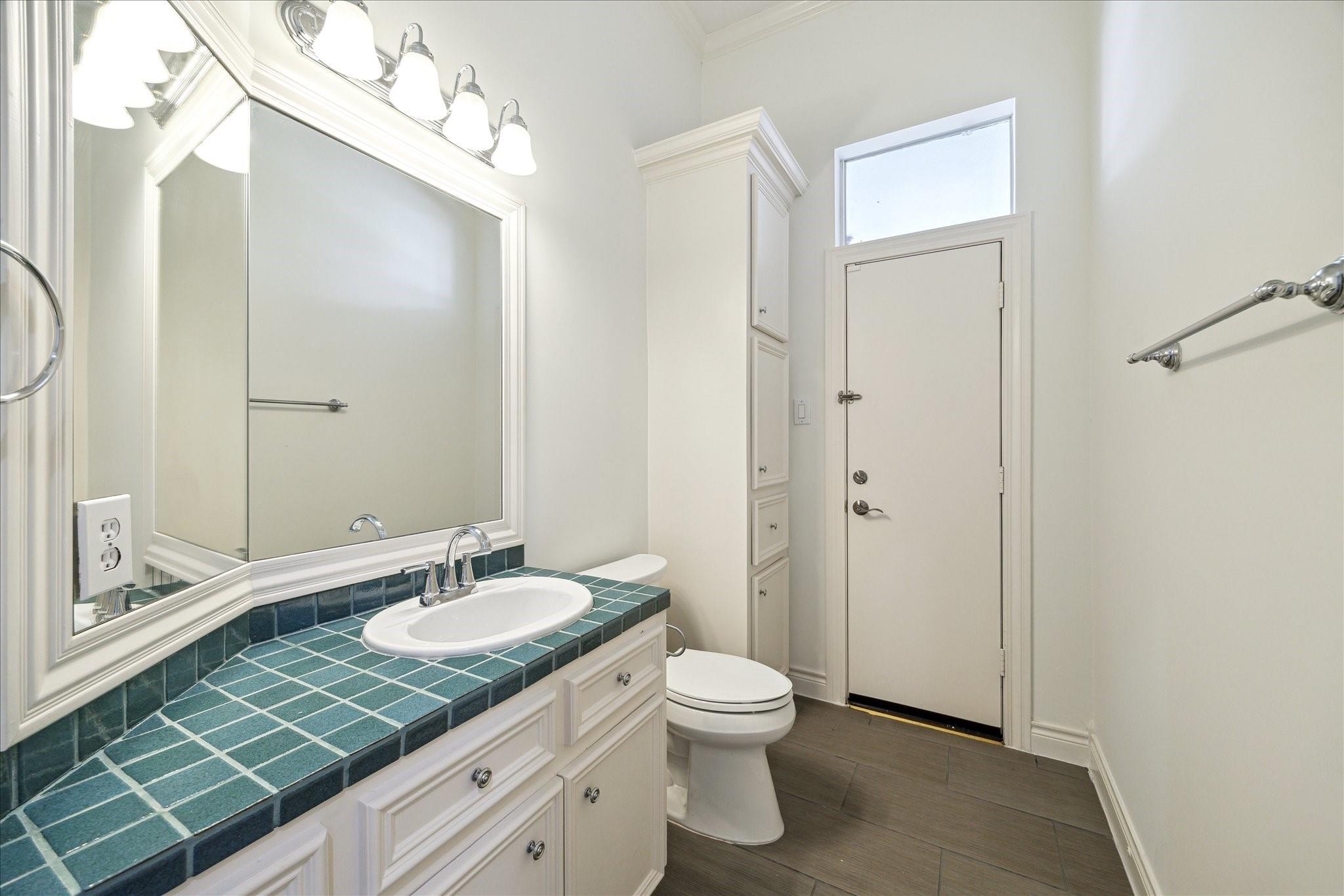 Sugar Land, Texas, 77479, United States, 4 Bedrooms Bedrooms, ,5 BathroomsBathrooms,Residential,Active,2007059