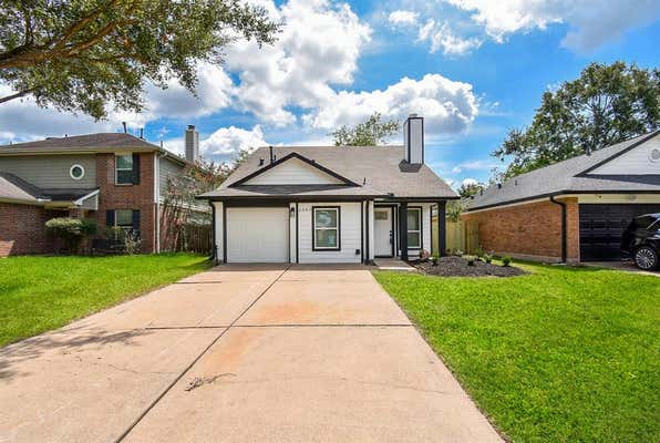 2047 GREENCREST DR, MISSOURI CITY, TX 77489 - Image 1