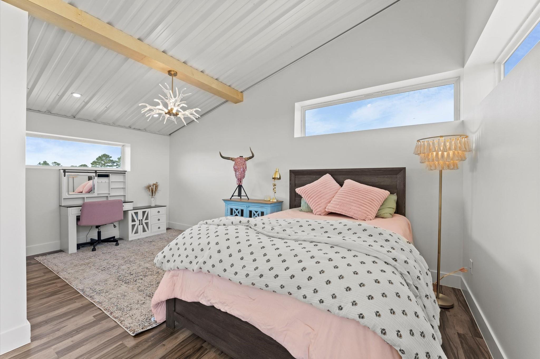 Montgomery, Texas, 77316, United States, 5 Bedrooms Bedrooms, ,7 BathroomsBathrooms,Residential,Active,1963409