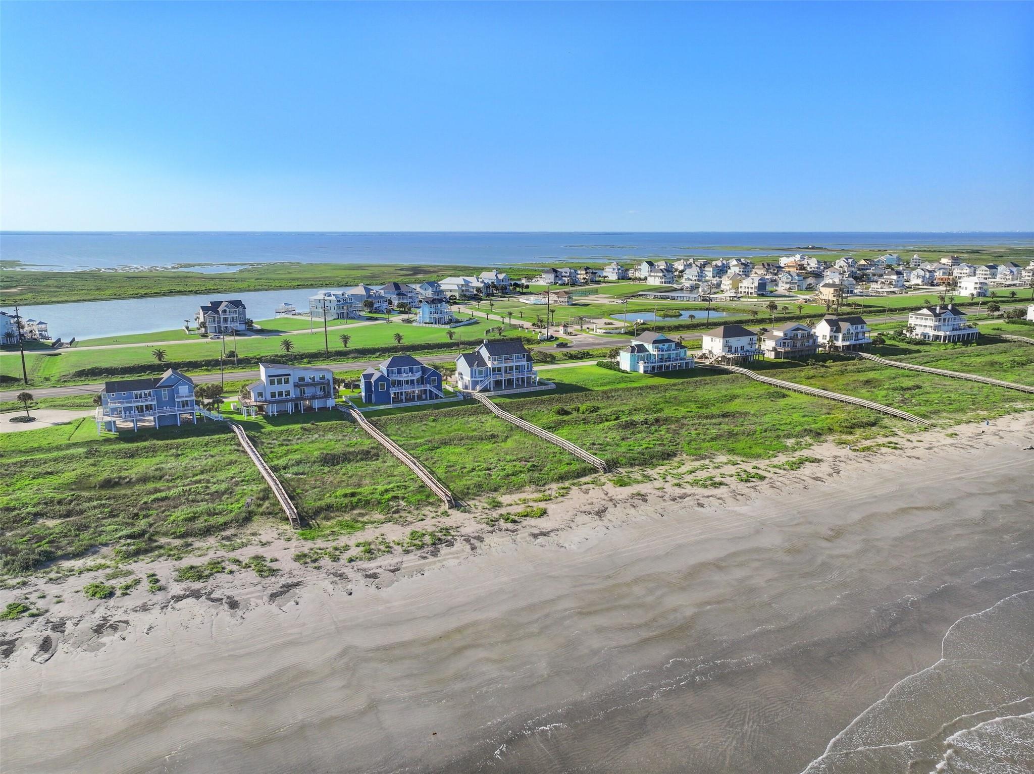 Galveston, Texas, 77554, United States, ,4 BathroomsBathrooms,Residential,Active,1704237