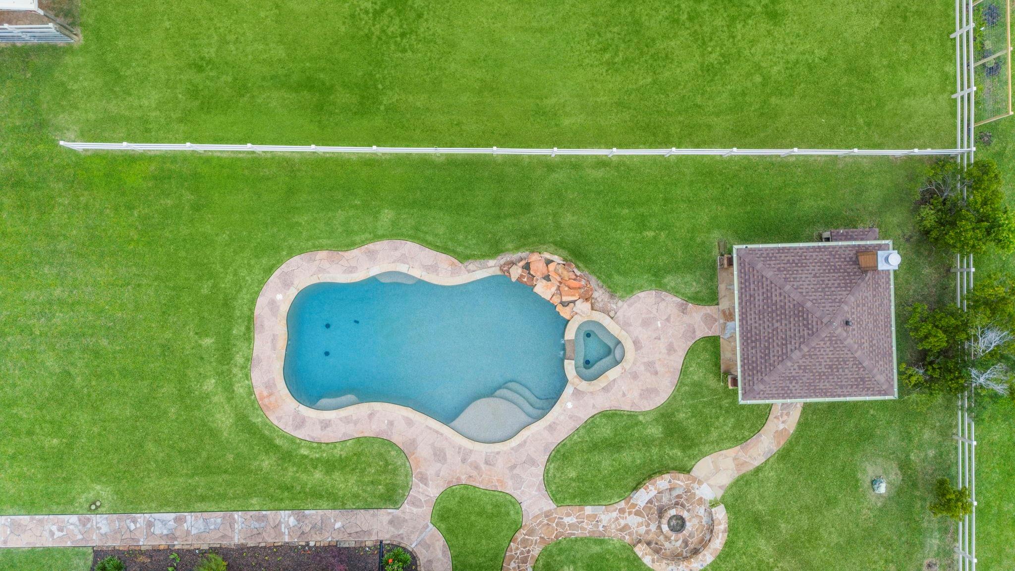 Needville, Texas, 77461, United States, 4 Bedrooms Bedrooms, ,4 BathroomsBathrooms,Residential,Active,1999933