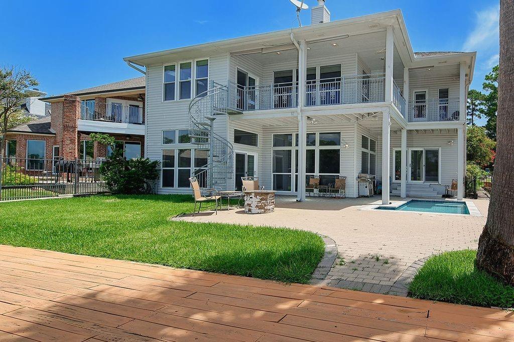 Willis, Texas, 77318, United States, 5 Bedrooms Bedrooms, ,4 BathroomsBathrooms,Residential,Active,1899883