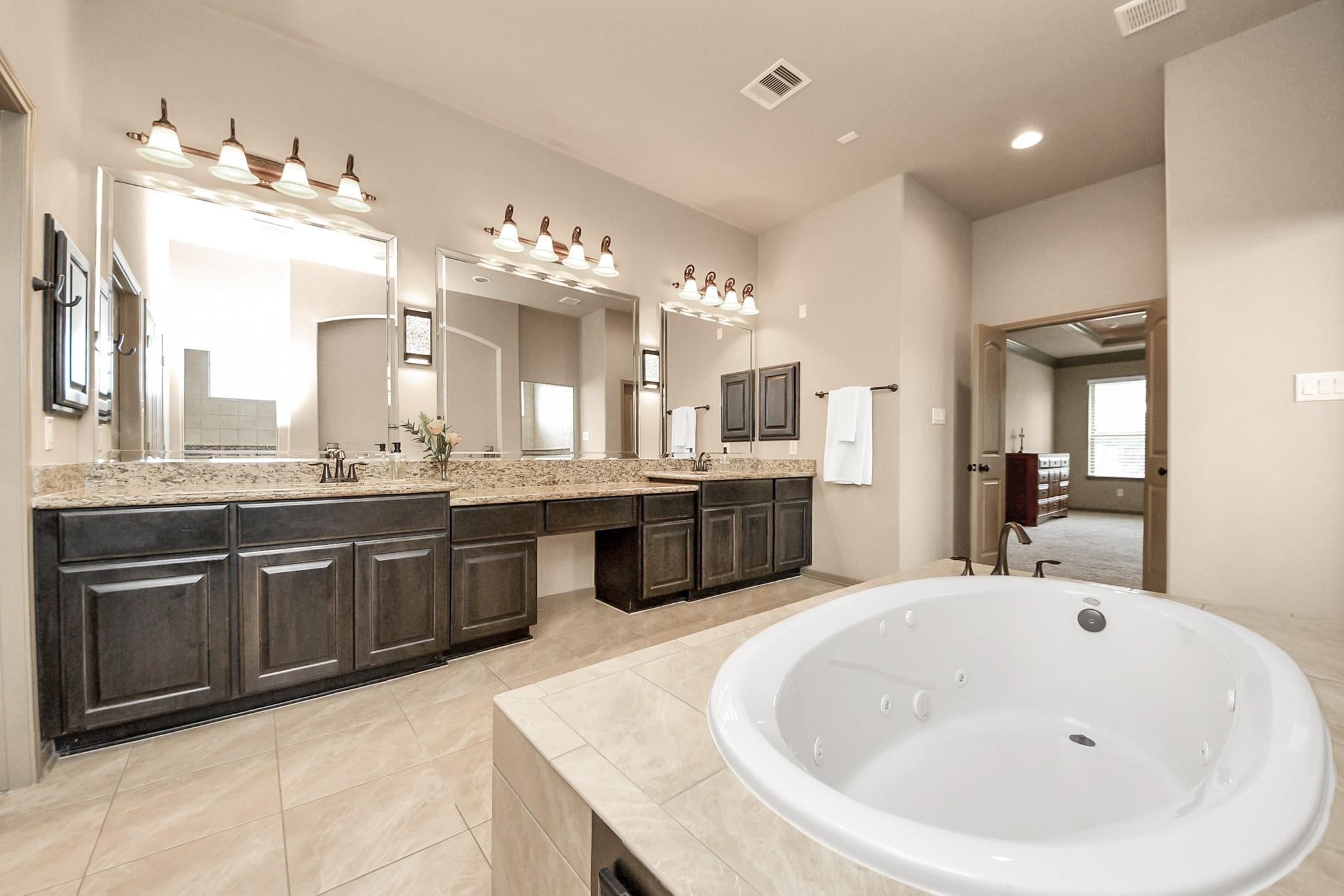 Cypress, Texas, 77429, United States, 5 Bedrooms Bedrooms, ,7 BathroomsBathrooms,Residential,Active,1889491