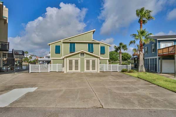 207 KAMEHA DR, TIKI ISLAND, TX 77554 - Image 1