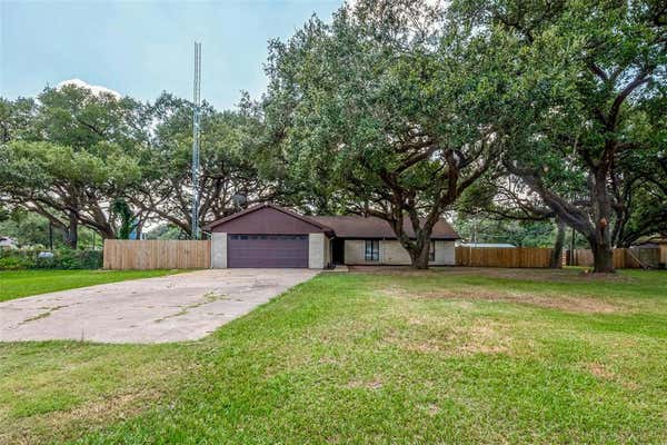 311 BRYAN ST, BOLING, TX 77420, photo 4 of 50