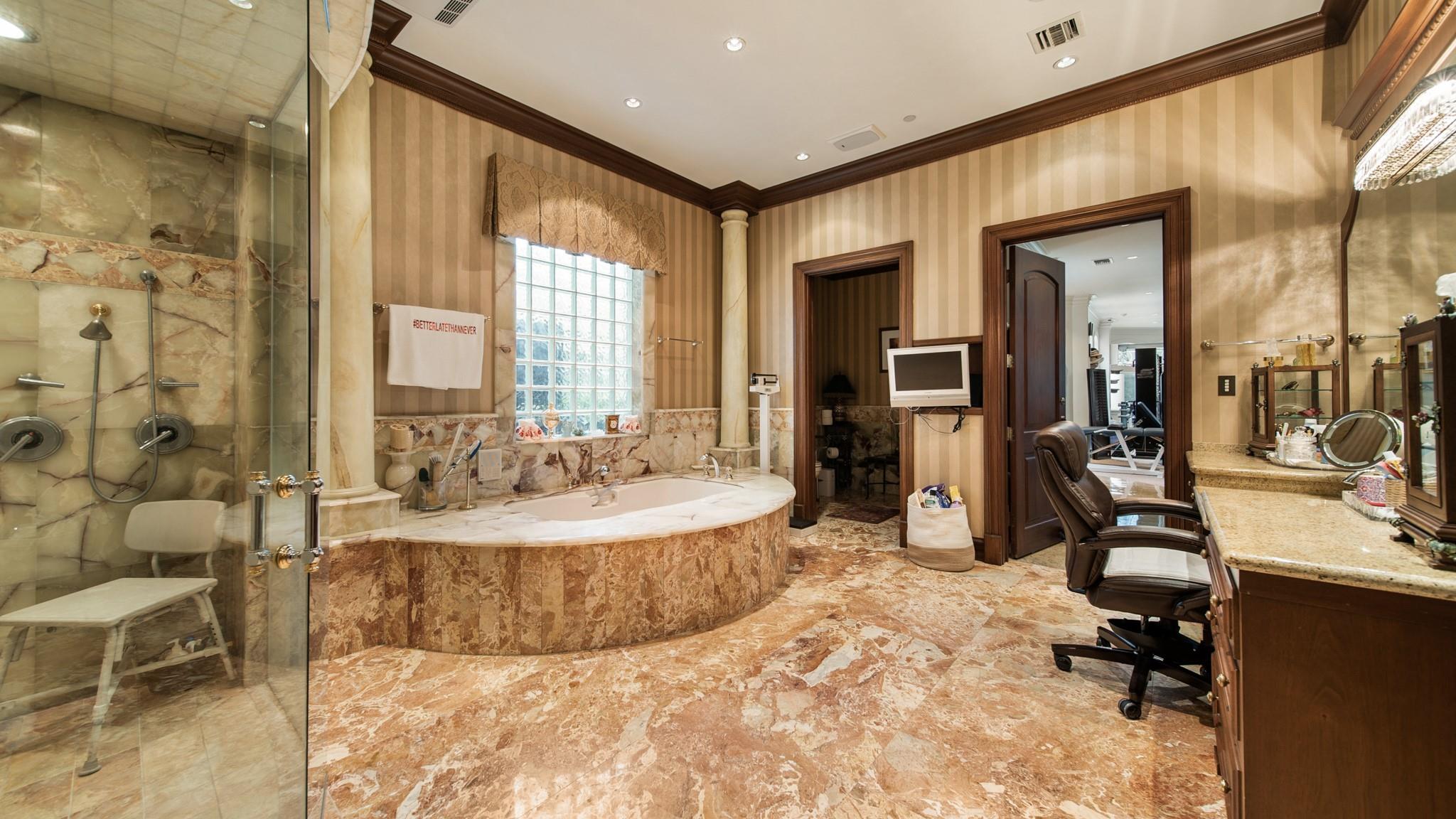 Huffman, Texas, 77336, United States, ,9 BathroomsBathrooms,Residential,Active,1704727