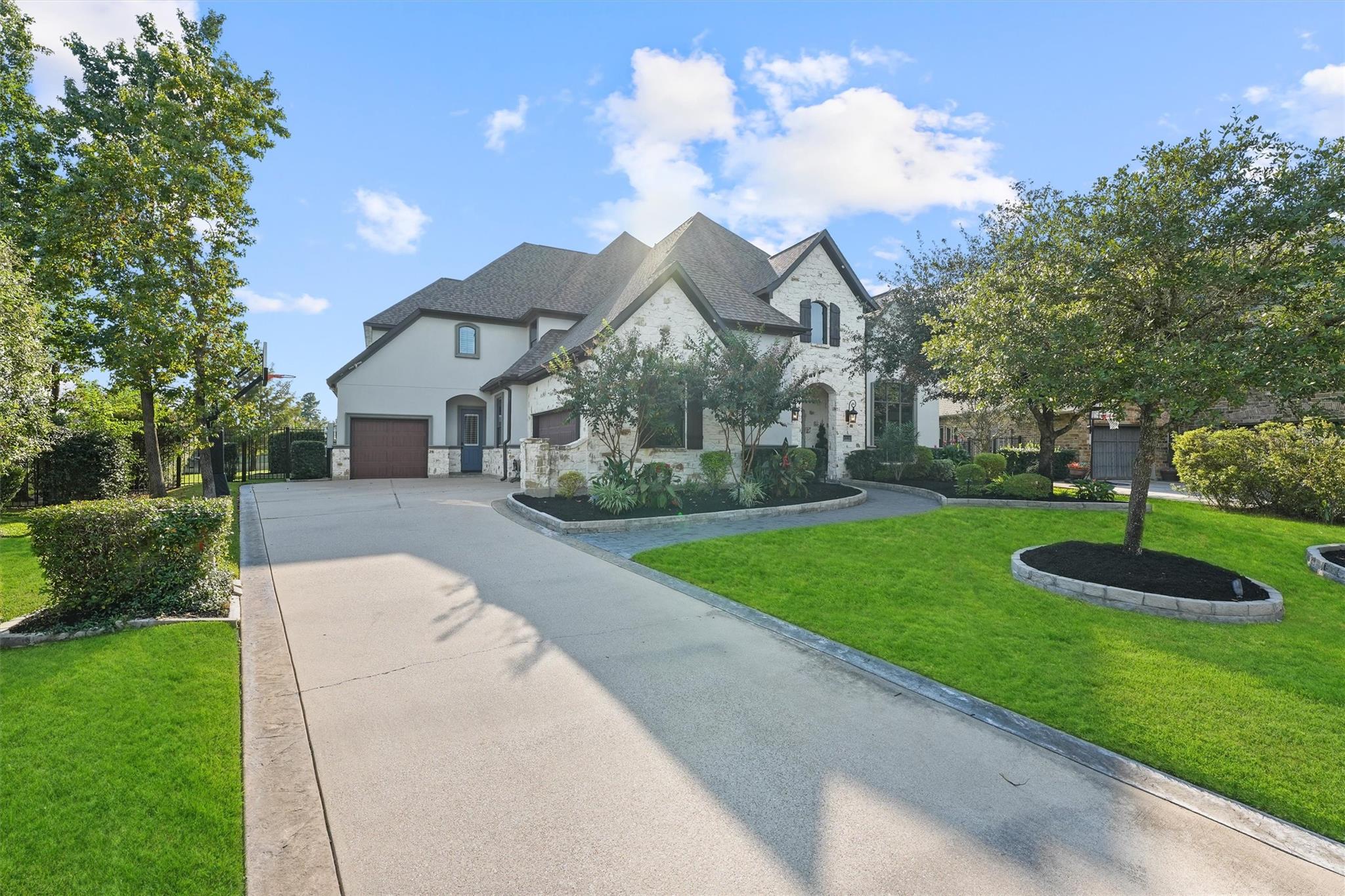 Spring, Texas, 77389, United States, 5 Bedrooms Bedrooms, ,5 BathroomsBathrooms,Residential,Active,1954014