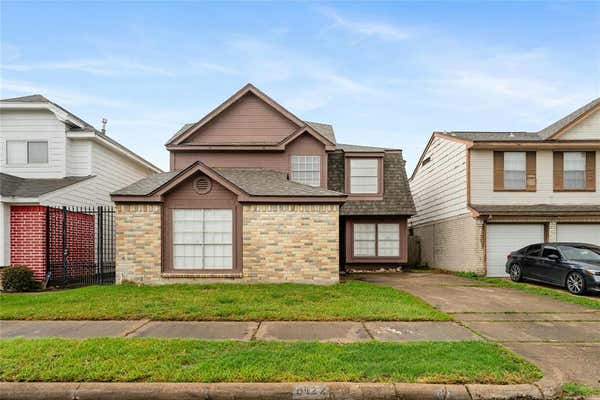 6422 CHATHAM ISLAND LN, HOUSTON, TX 77035 - Image 1