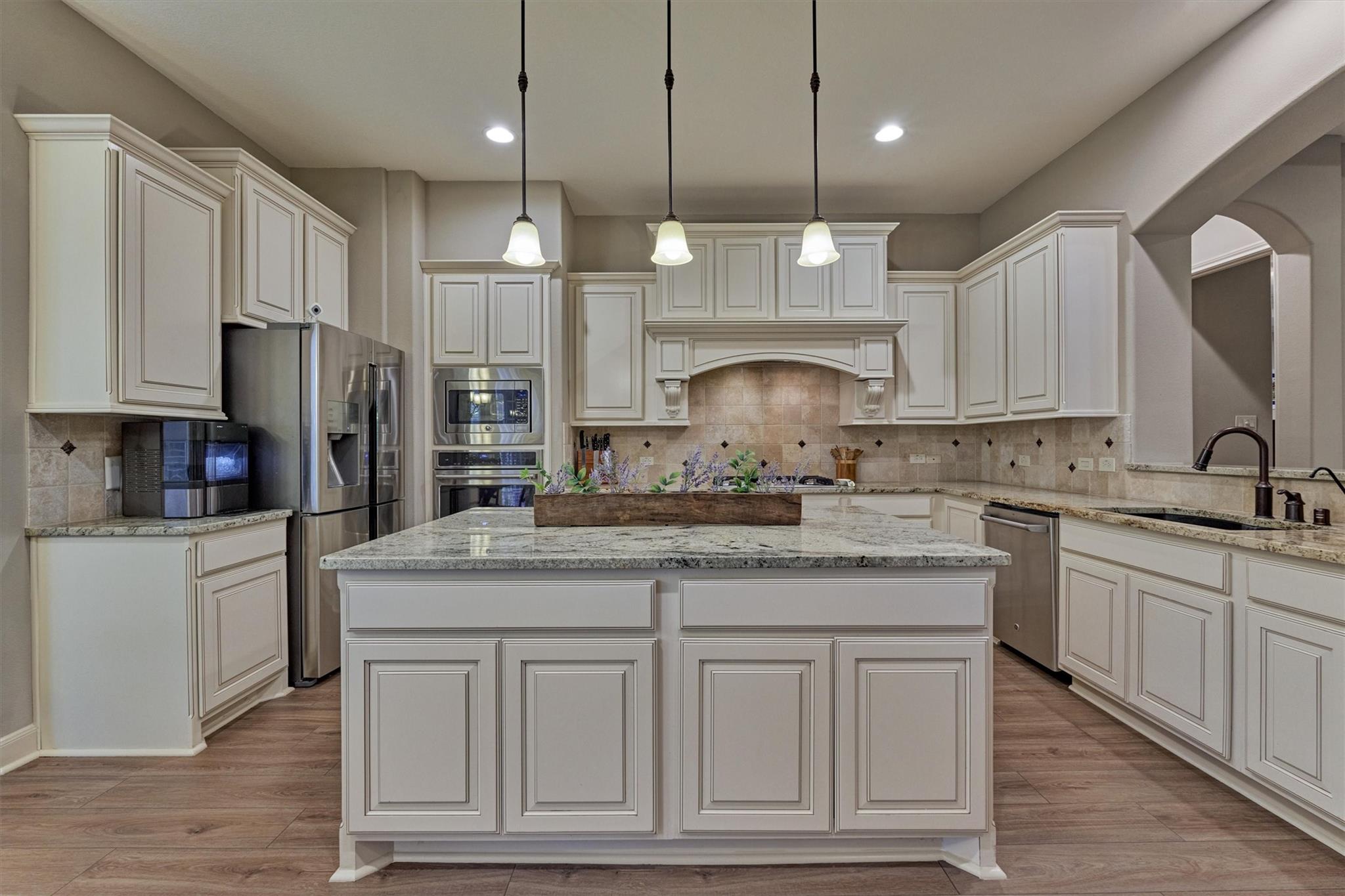 Montgomery, Texas, 77316, United States, 5 Bedrooms Bedrooms, ,4 BathroomsBathrooms,Residential,Active,1927663