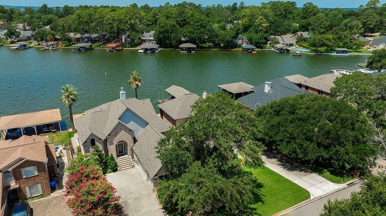 Willis, Texas, 77318, United States, 5 Bedrooms Bedrooms, ,4 BathroomsBathrooms,Residential,Active,1899883
