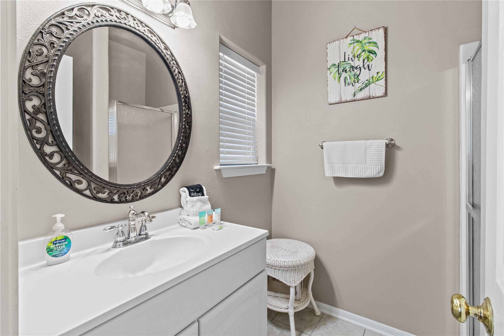 Galveston, Texas, 77554, United States, 4 Bedrooms Bedrooms, ,5 BathroomsBathrooms,Residential,Active,2007197