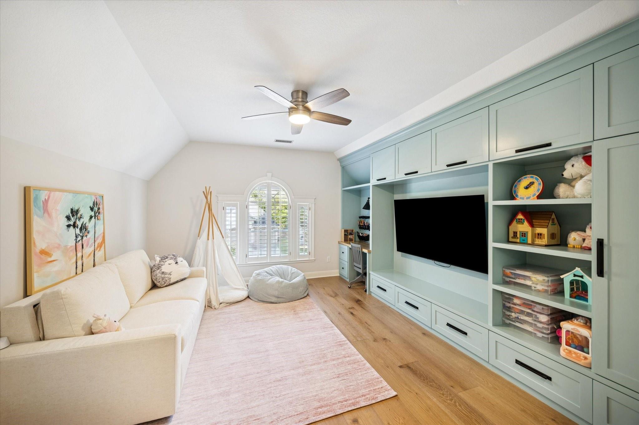 The Woodlands, Texas, 77382, United States, 4 Bedrooms Bedrooms, ,5 BathroomsBathrooms,Residential,Pending,2007189