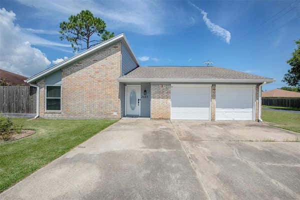 2602 31ST AVE N, TEXAS CITY, TX 77590 - Image 1