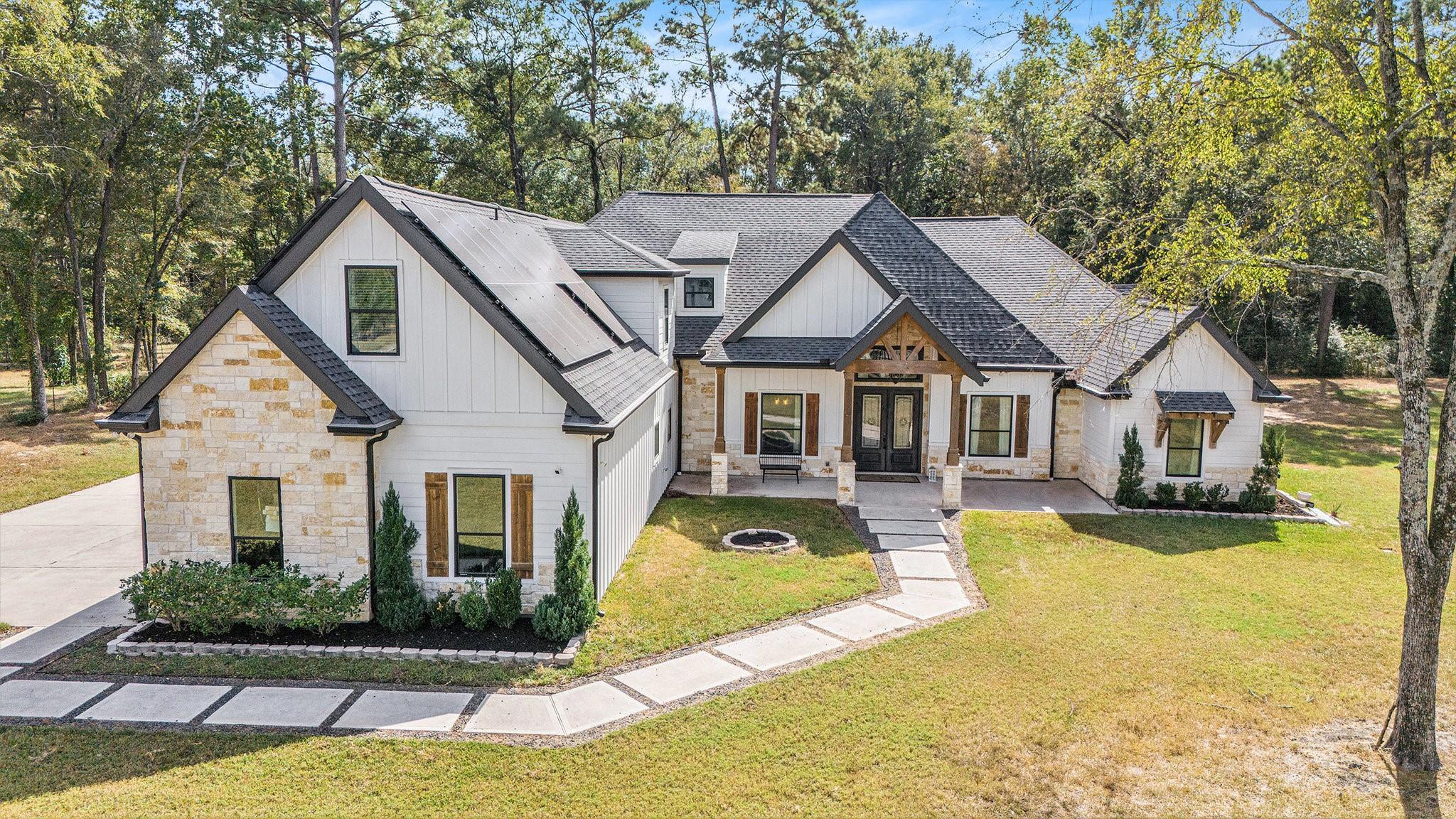 Conroe, Texas, 77304, United States, 6 Bedrooms Bedrooms, ,7 BathroomsBathrooms,Residential,Active,1971805