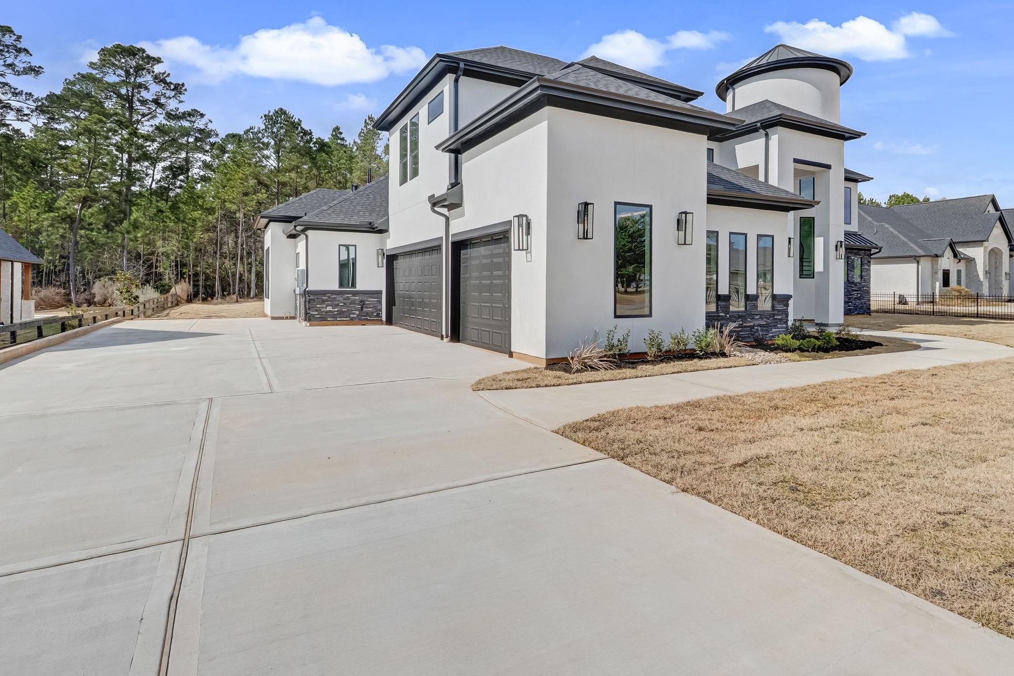 Montgomery, Texas, 77316, United States, 5 Bedrooms Bedrooms, ,6 BathroomsBathrooms,Residential,Active,2015434