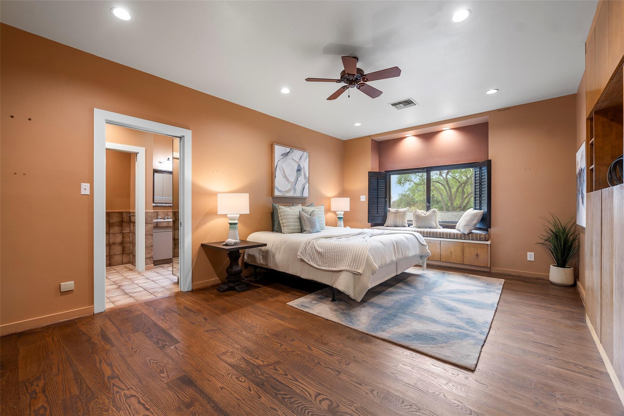 Galveston, Texas, 77550, United States, 4 Bedrooms Bedrooms, ,6 BathroomsBathrooms,Residential,Active,1905067