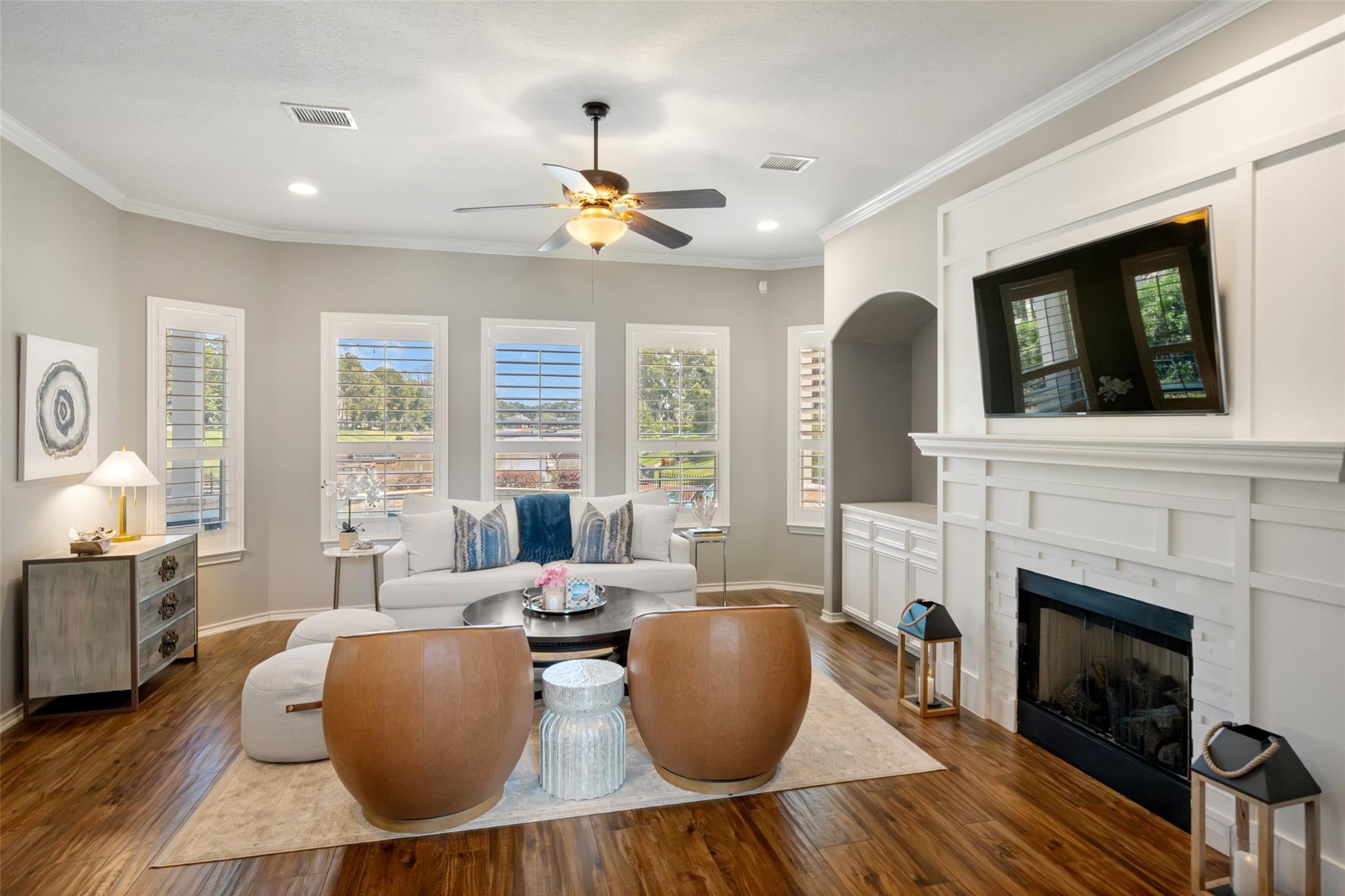 Montgomery, Texas, 77356, United States, 4 Bedrooms Bedrooms, ,4 BathroomsBathrooms,Residential,Active,1945544