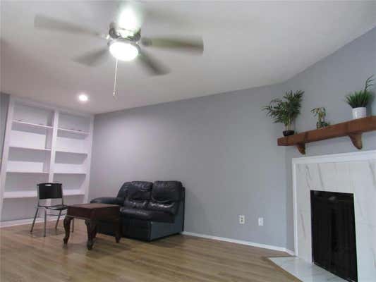 6001 REIMS RD APT 305, HOUSTON, TX 77036, photo 4 of 23