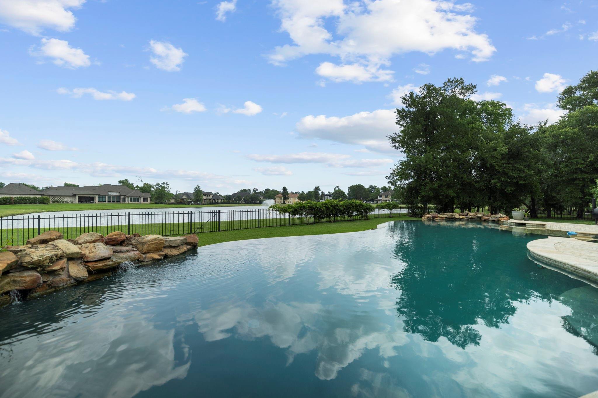 Richmond, Texas, 77469, United States, 5 Bedrooms Bedrooms, ,6 BathroomsBathrooms,Residential,Active,1798130