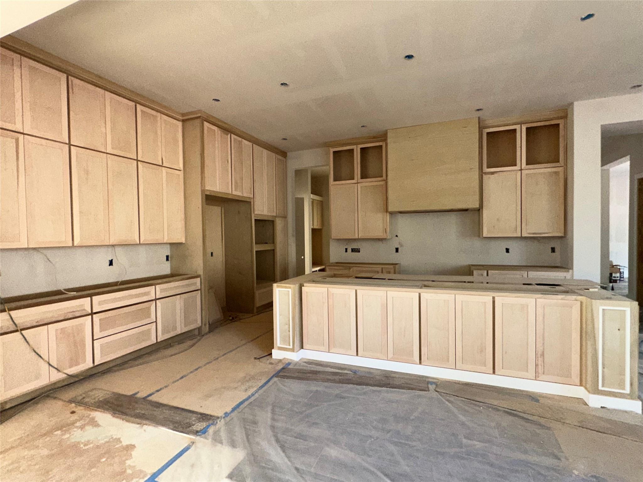 Montgomery, Texas, 77316, United States, 5 Bedrooms Bedrooms, ,7 BathroomsBathrooms,Residential,Active,1965996