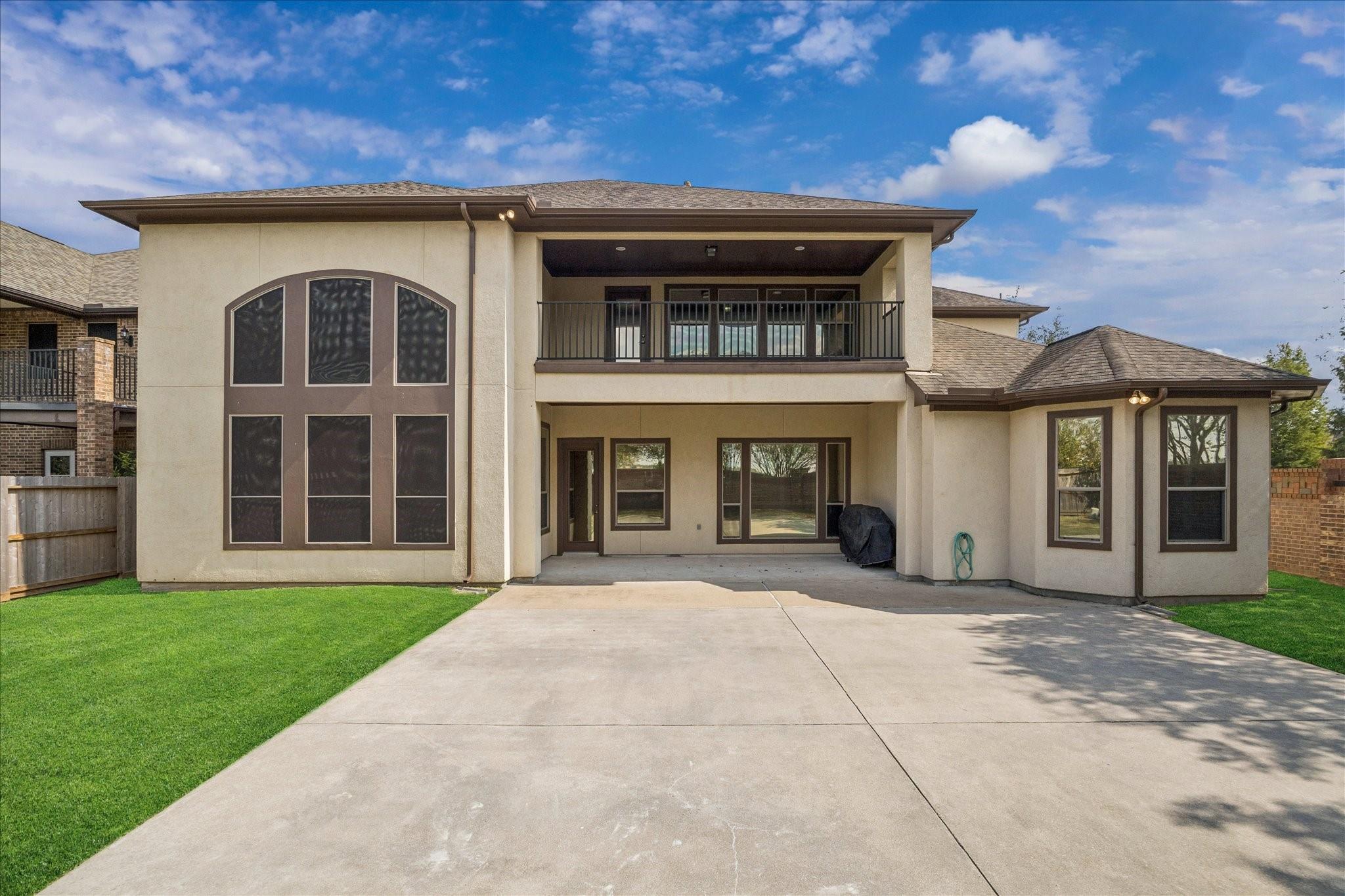 Sugar Land, Texas, 77479, United States, 4 Bedrooms Bedrooms, ,4 BathroomsBathrooms,Residential,Active,1969660