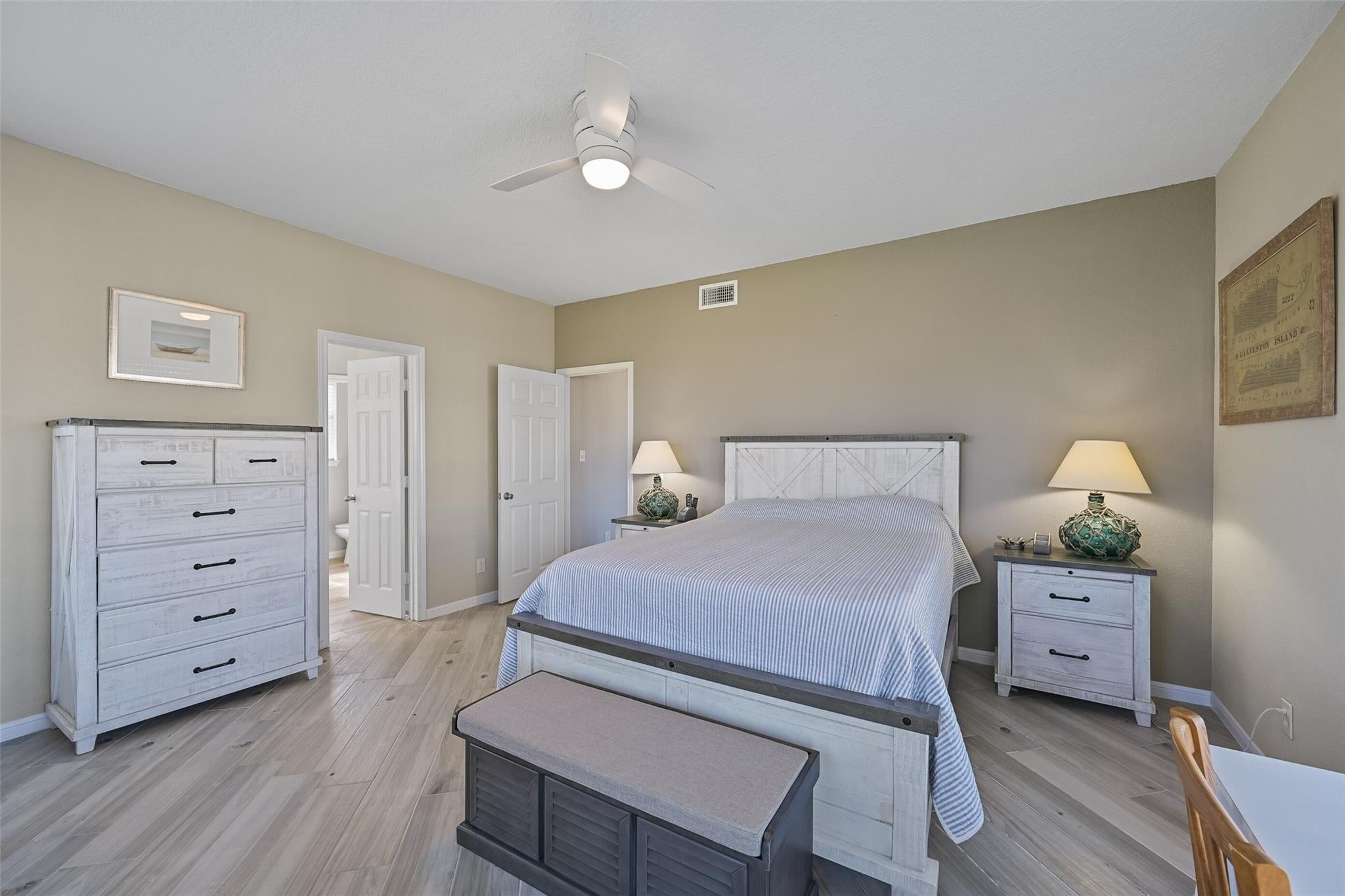 Galveston, Texas, 77554, United States, ,3 BathroomsBathrooms,Residential,Active,1867906