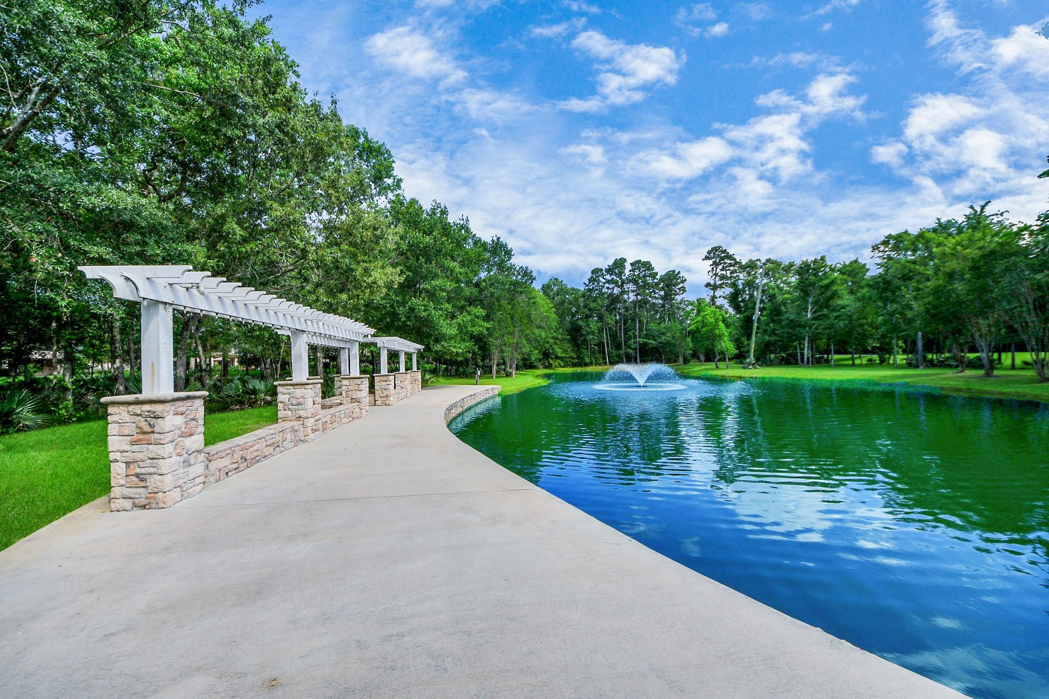 Kingwood, Texas, 77345, United States, 5 Bedrooms Bedrooms, ,5 BathroomsBathrooms,Residential,Active,1967113