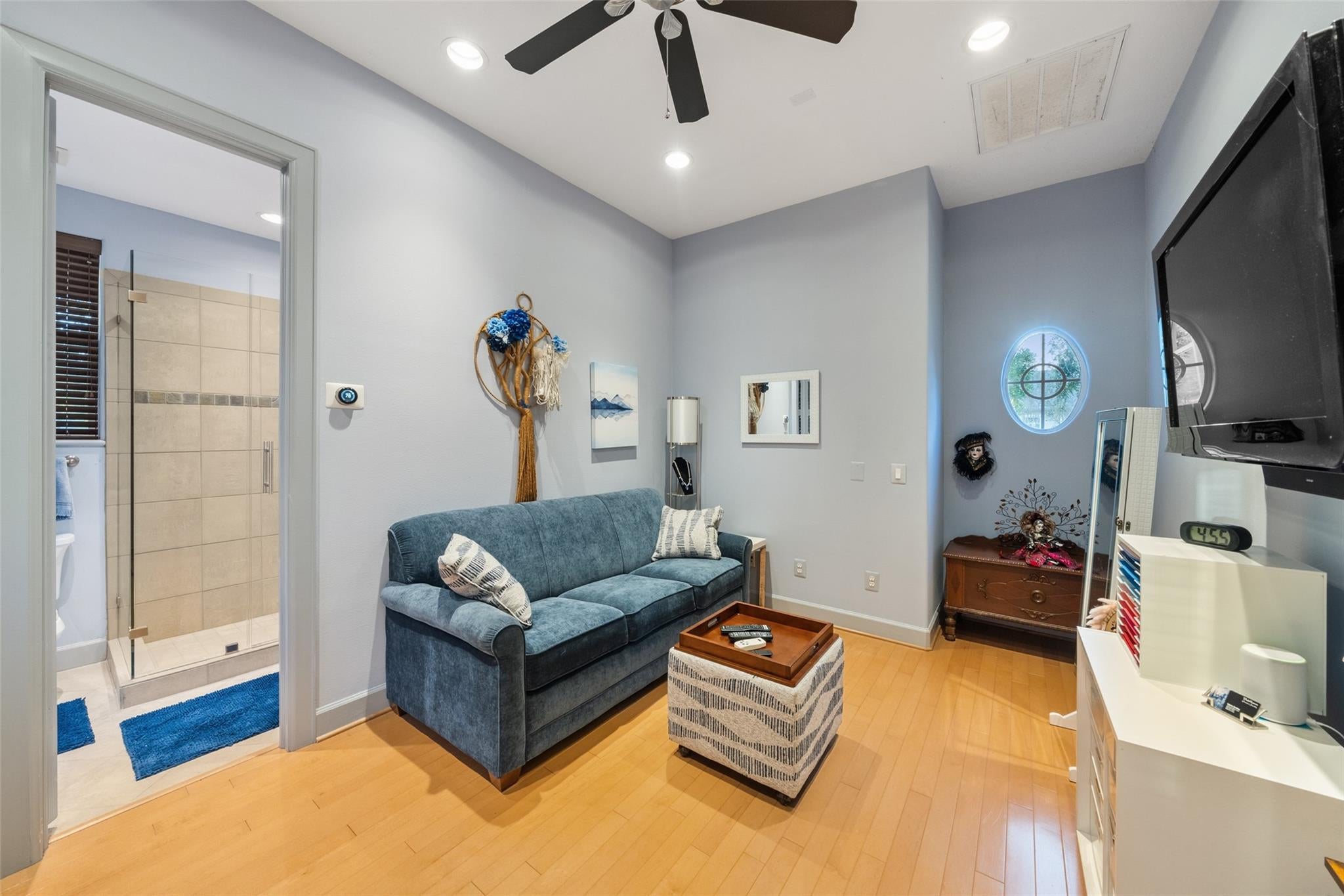 Montgomery, Texas, 77356, United States, 3 Bedrooms Bedrooms, ,4 BathroomsBathrooms,Residential,Active,1992537