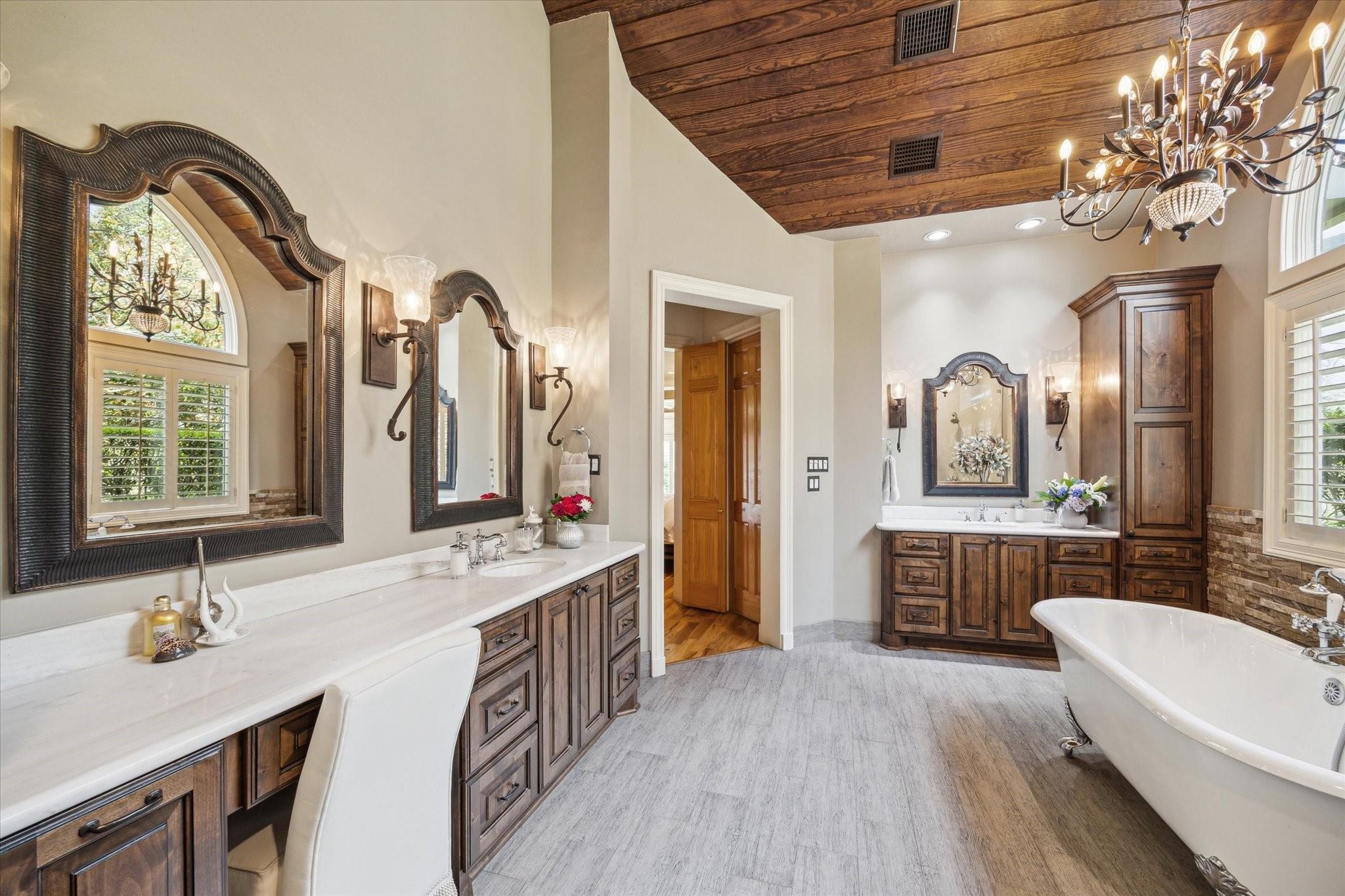 Sugar Land, Texas, 77479, United States, 4 Bedrooms Bedrooms, ,4 BathroomsBathrooms,Residential,Active,1914847