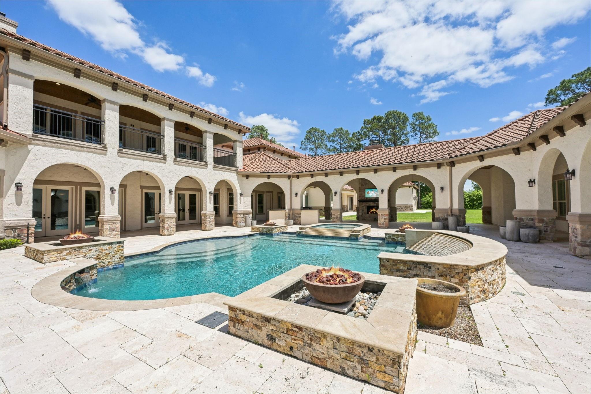 Richmond, Texas, 77406, United States, 11 Bedrooms Bedrooms, ,15 BathroomsBathrooms,Residential,Active,1914837