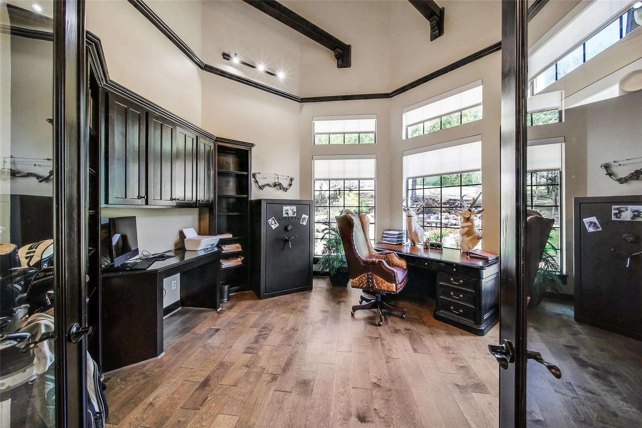 Montgomery, Texas, 77316, United States, 6 Bedrooms Bedrooms, ,6 BathroomsBathrooms,Residential,Active,1907981