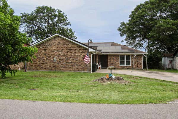 239 LAKEWOOD DR, CLUTE, TX 77531 - Image 1