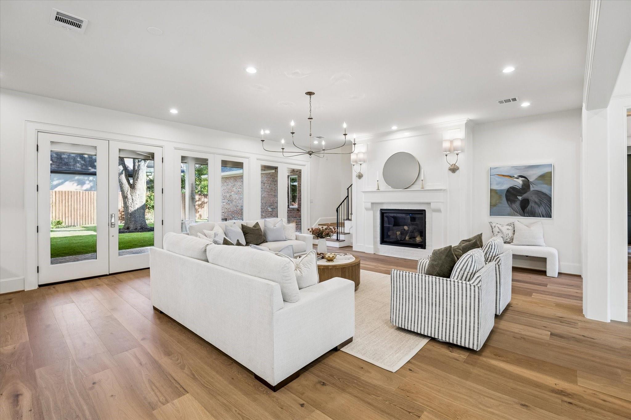 Houston, Texas, 77024, United States, 6 Bedrooms Bedrooms, ,5 BathroomsBathrooms,Residential,Active,1992229