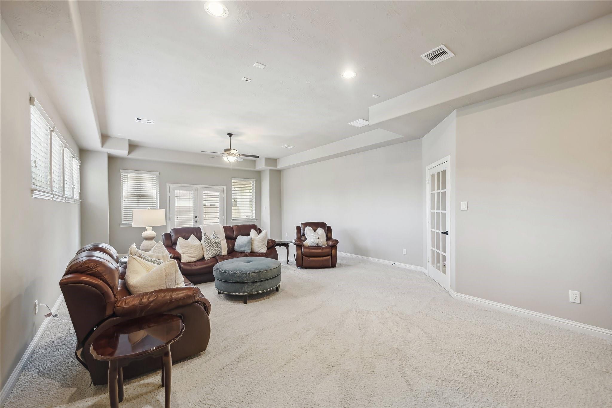 Sugar Land, Texas, 77479, United States, 5 Bedrooms Bedrooms, ,5 BathroomsBathrooms,Residential,Active,1894213