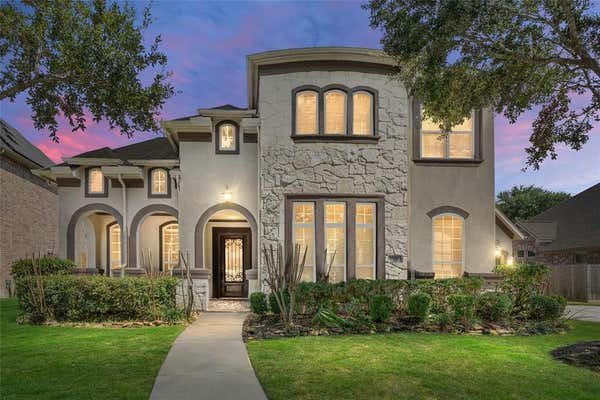 15711 MISTY LEAF LN, HOUSTON, TX 77044 - Image 1