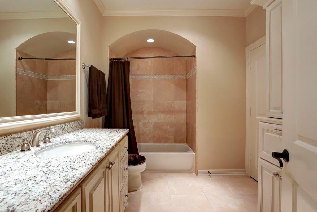 Sugar Land, Texas, 77479, United States, 6 Bedrooms Bedrooms, ,7 BathroomsBathrooms,Residential,Active,1993622