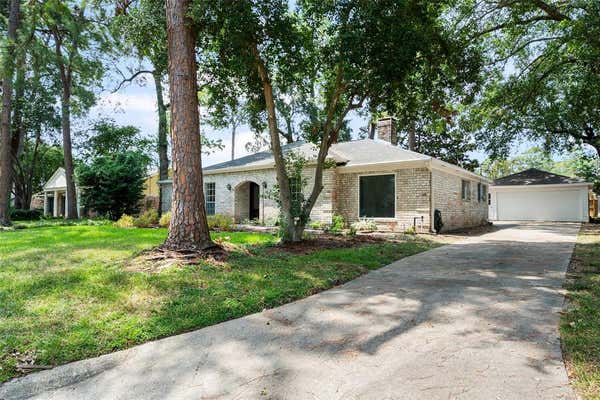 12703 BIG STONE DR, HOUSTON, TX 77066, photo 4 of 34