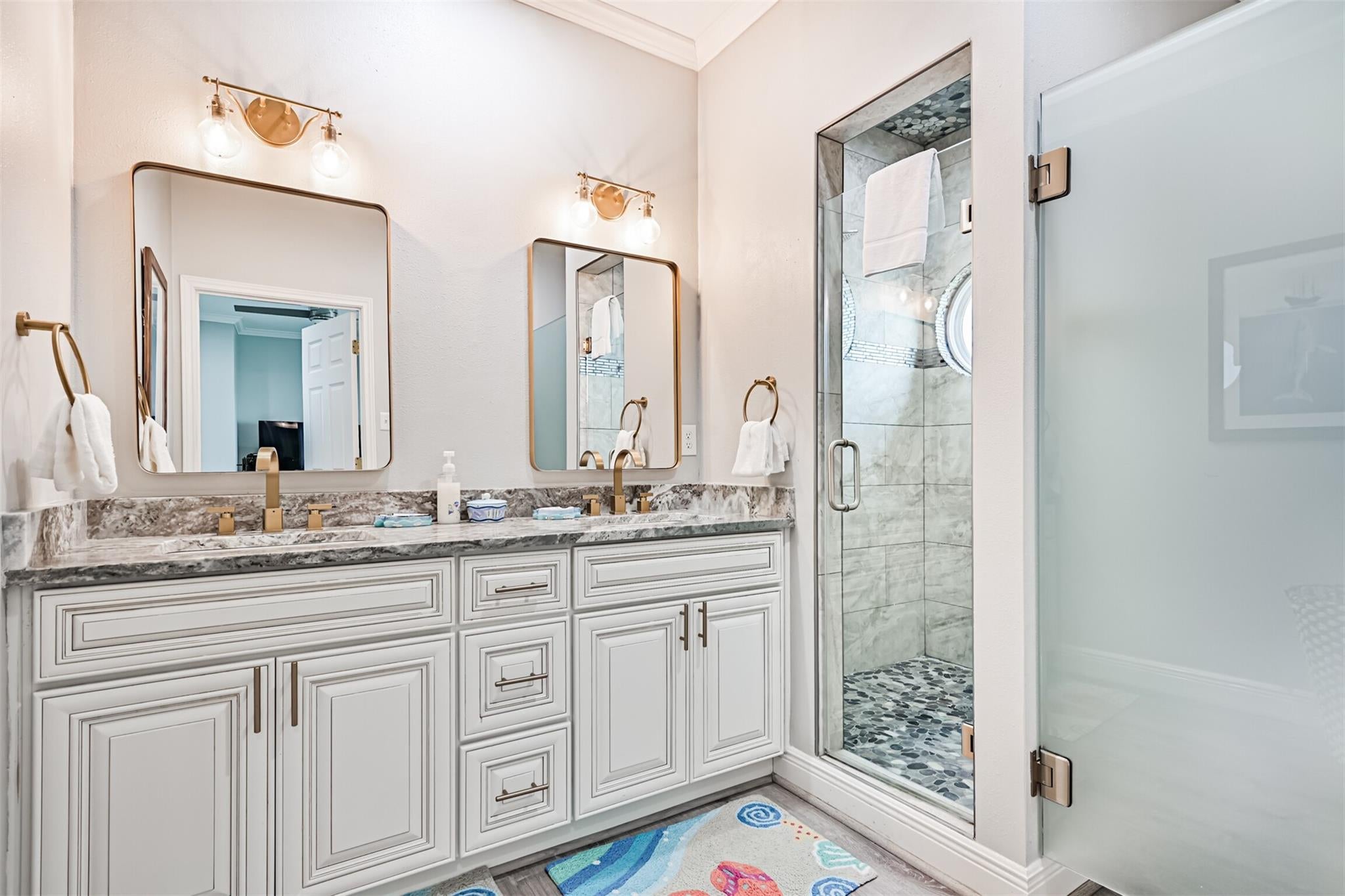 Galveston, Texas, 77554, United States, 6 Bedrooms Bedrooms, ,7 BathroomsBathrooms,Residential,Active,1907960
