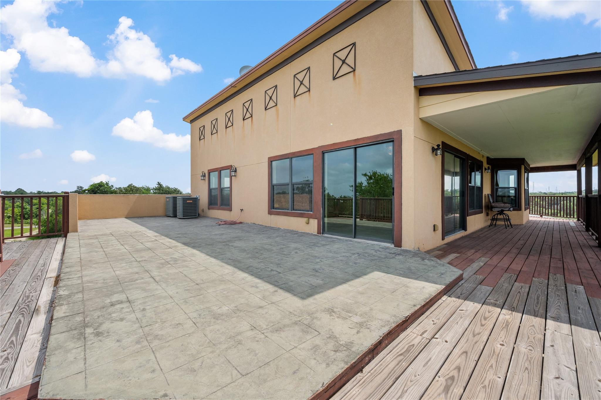 Baytown, Texas, 77520, United States, 3 Bedrooms Bedrooms, ,3 BathroomsBathrooms,Residential,Active,1824556