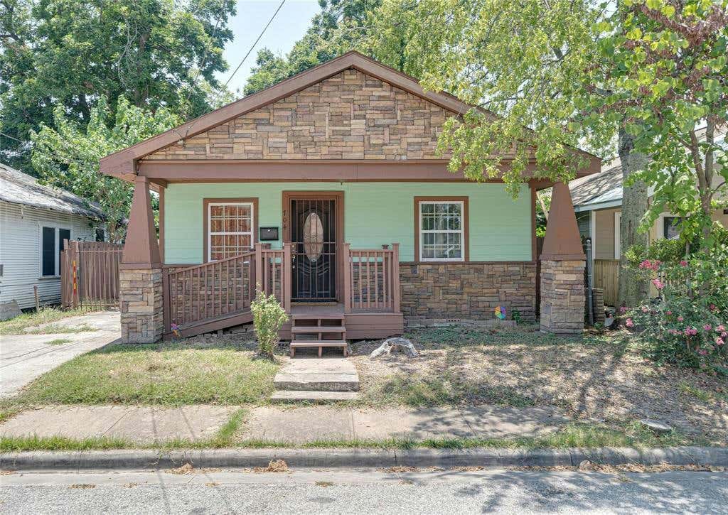 704 E 32ND 1/2 ST, HOUSTON, TX 77022, photo 1 of 10